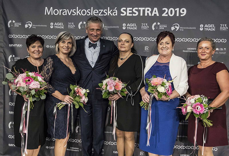 sestra roku 2019 2 12